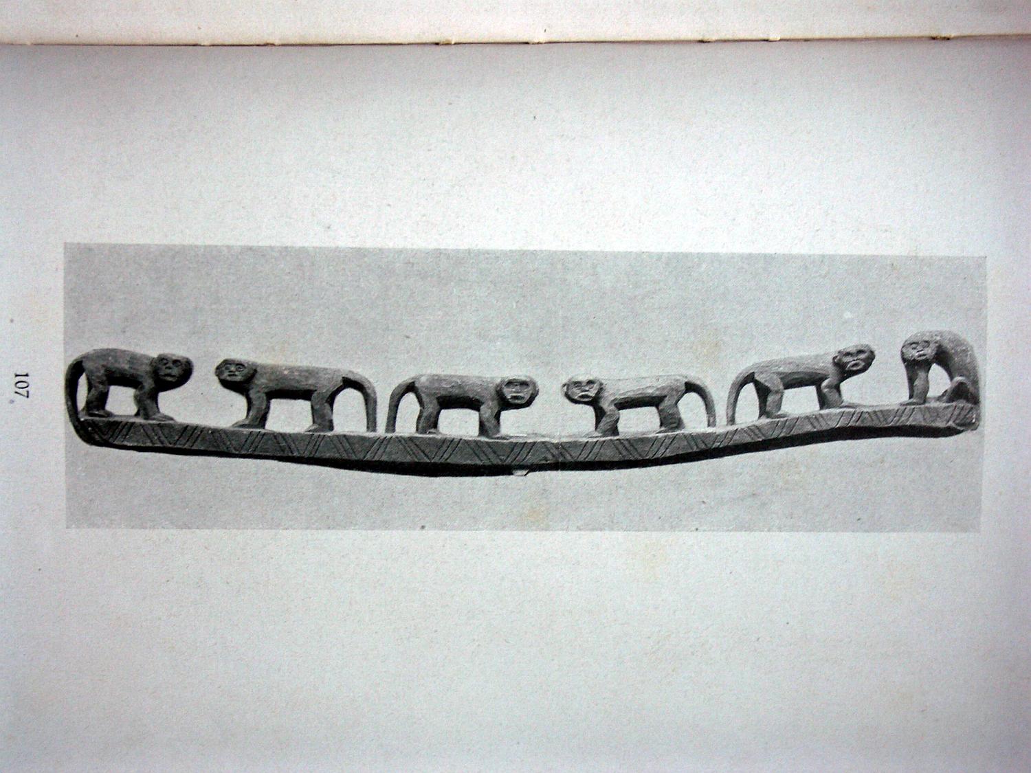 zz-eins20,s.139 (unbekannt,holz-pfosten mit affen)